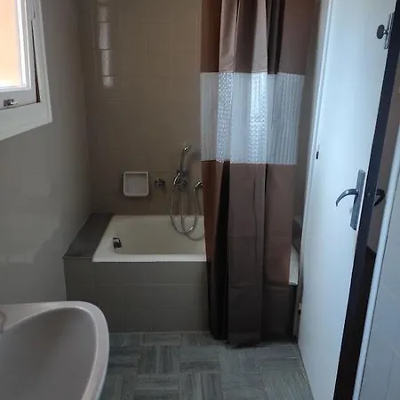 Apartment Bruguera 2 *